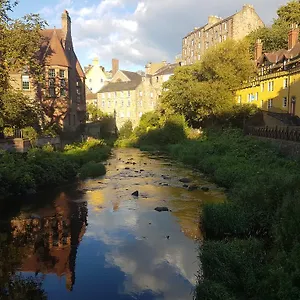 Apartment Dean Village - Lovely 2 Bed In Picturesque Dean Village With Balcony And Private Parking, Edinburgh